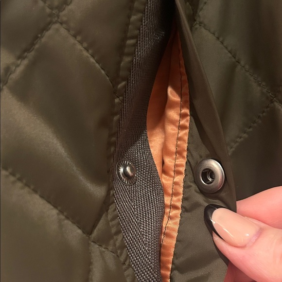 Vince Womens Quilted Bomber Jacket in Olive (L) - Picture 5 of 14